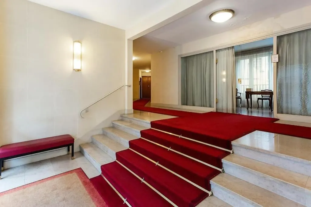 Maison Josephine Stunning Champs-elysees 3 Bedrooms